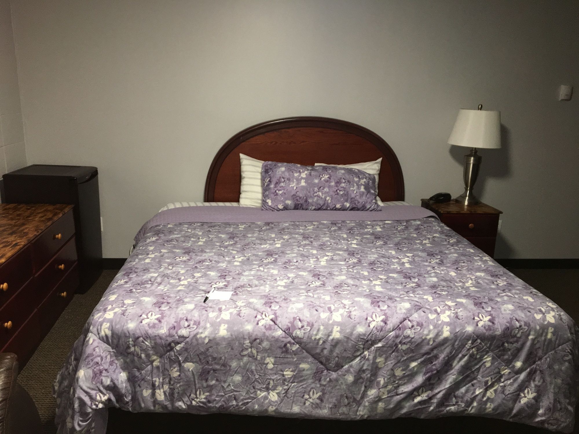 Фото Commercial Hotel