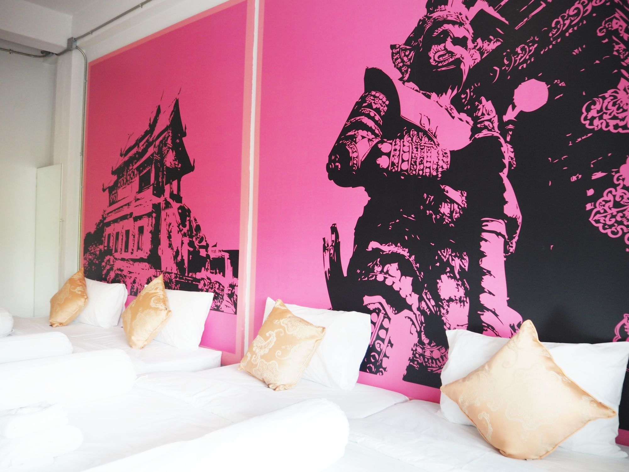 Фото Tch Boutique Hotel & Hostel