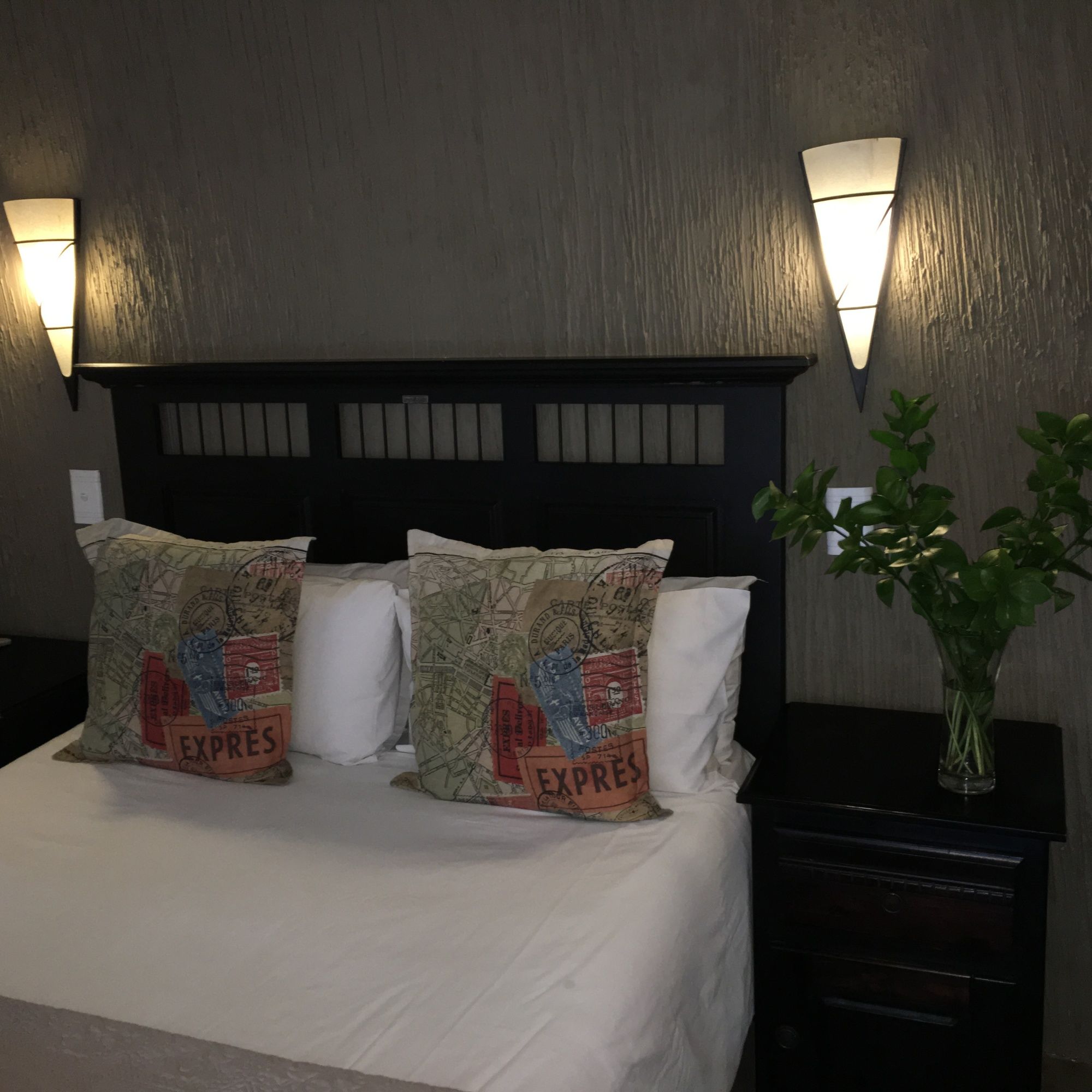 Фото The Birdhouse