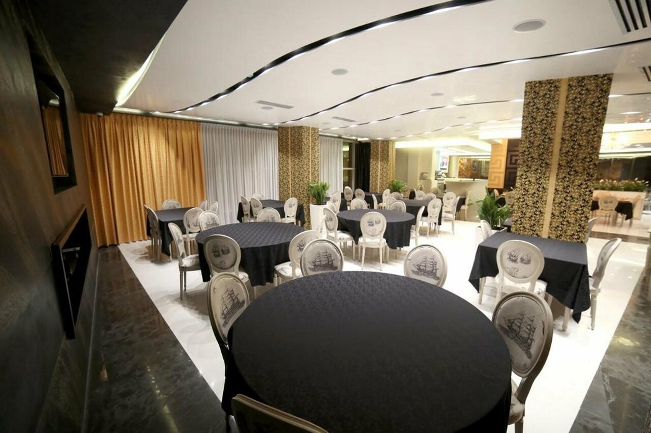 Фото Hotel Palace Vlore