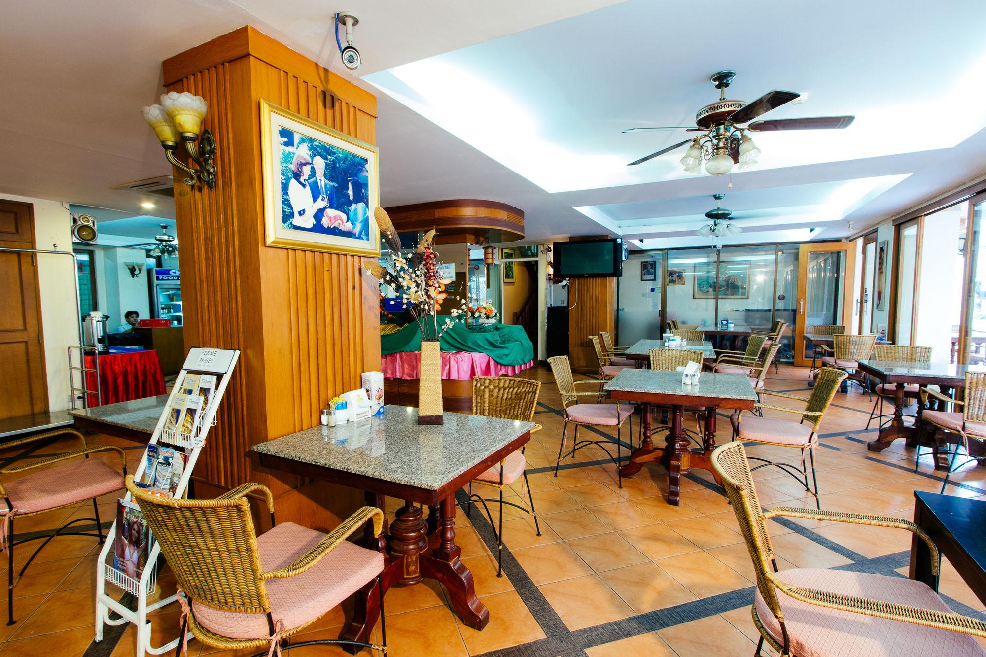 Фото Thipurai Beach Hotel Annex