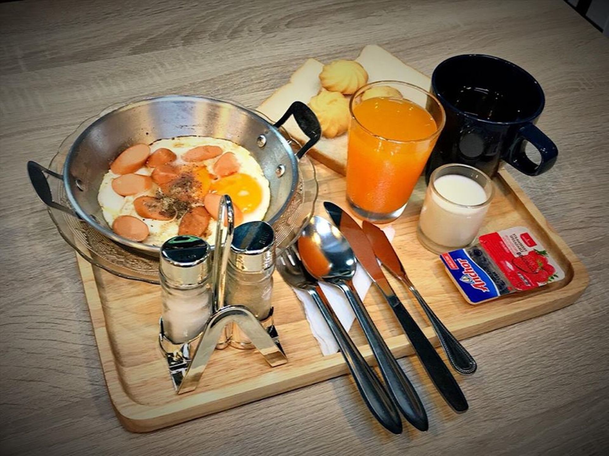 Фото Zee Thai Hostel