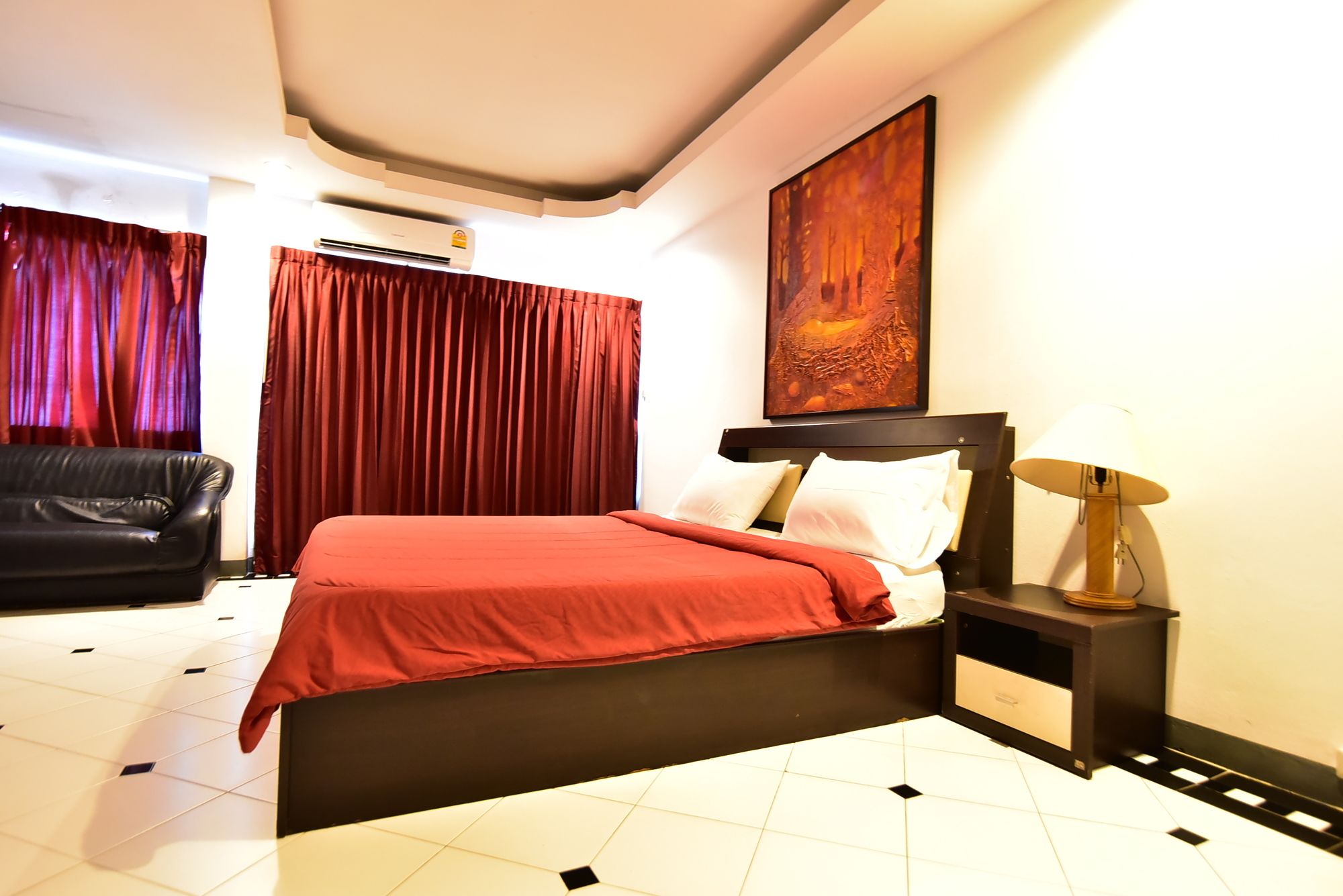 Фото Enjoy Andre Restaurant & Room