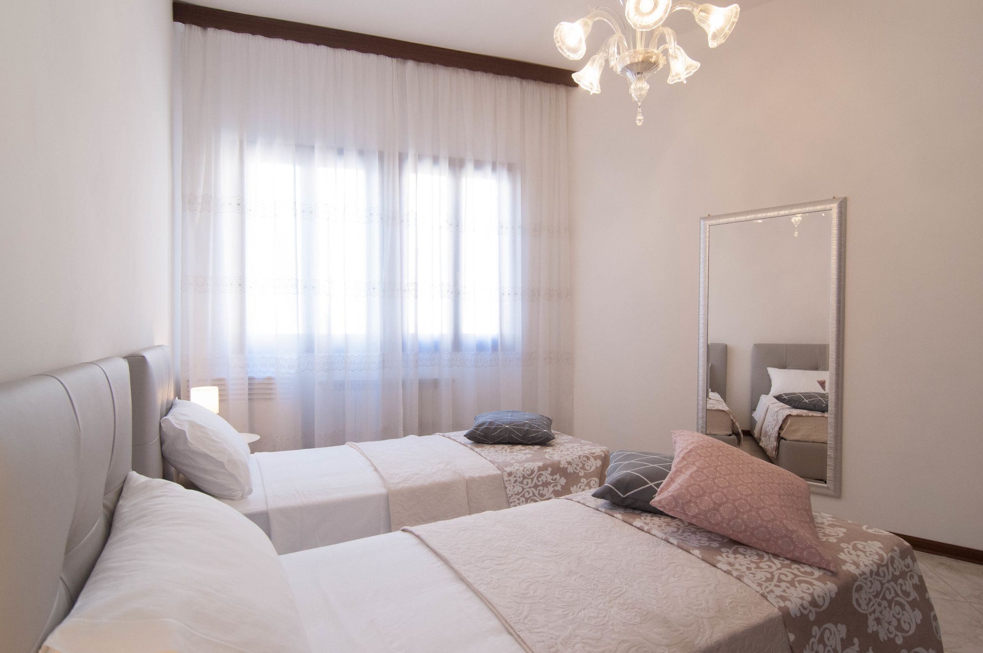 Фото Riva Excelsior Apartment