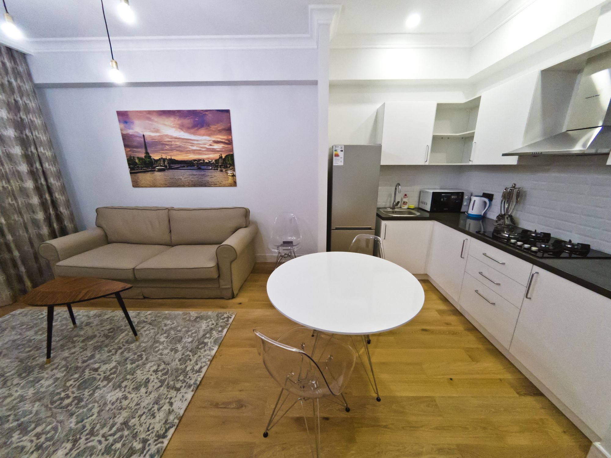 Фото Opera Apartments