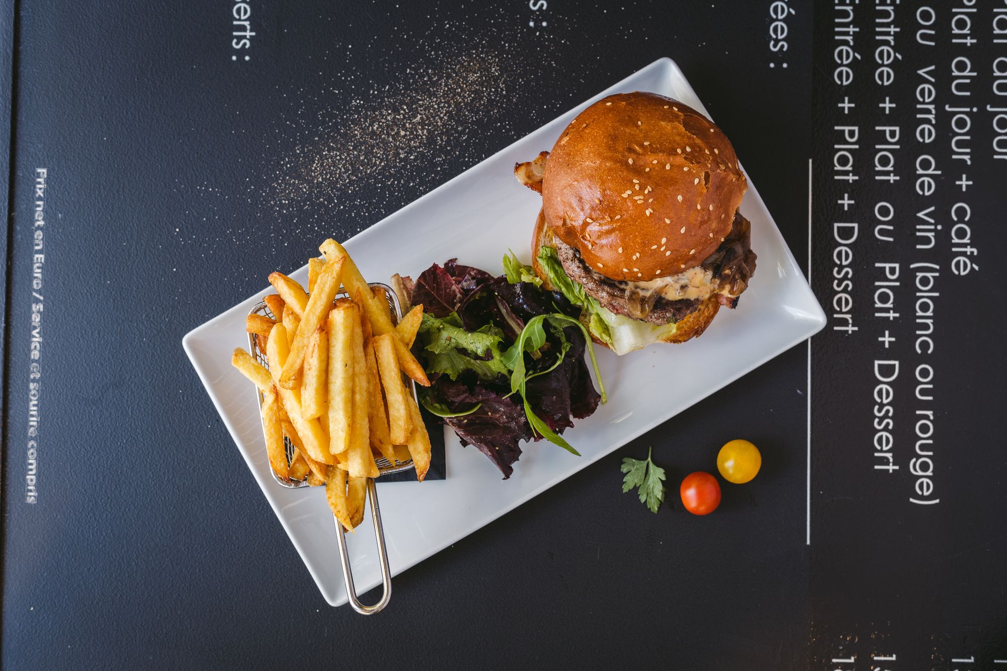 Фото Le Petit Cosy Hôtel