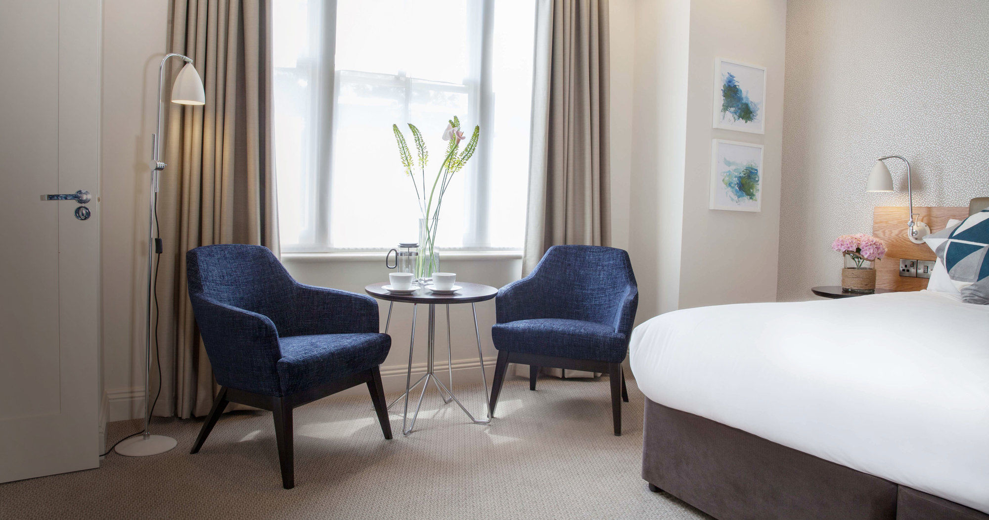 Фото The Orchid Hotel