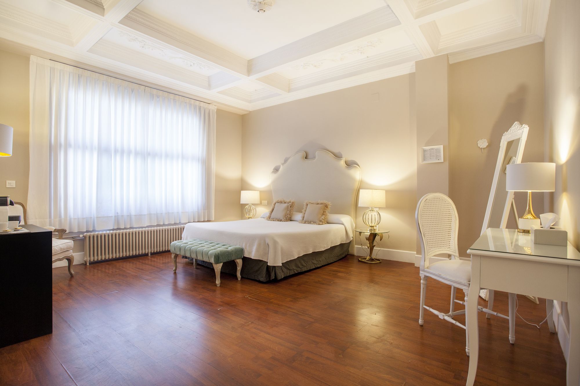 Фото Hi Valencia Boutique