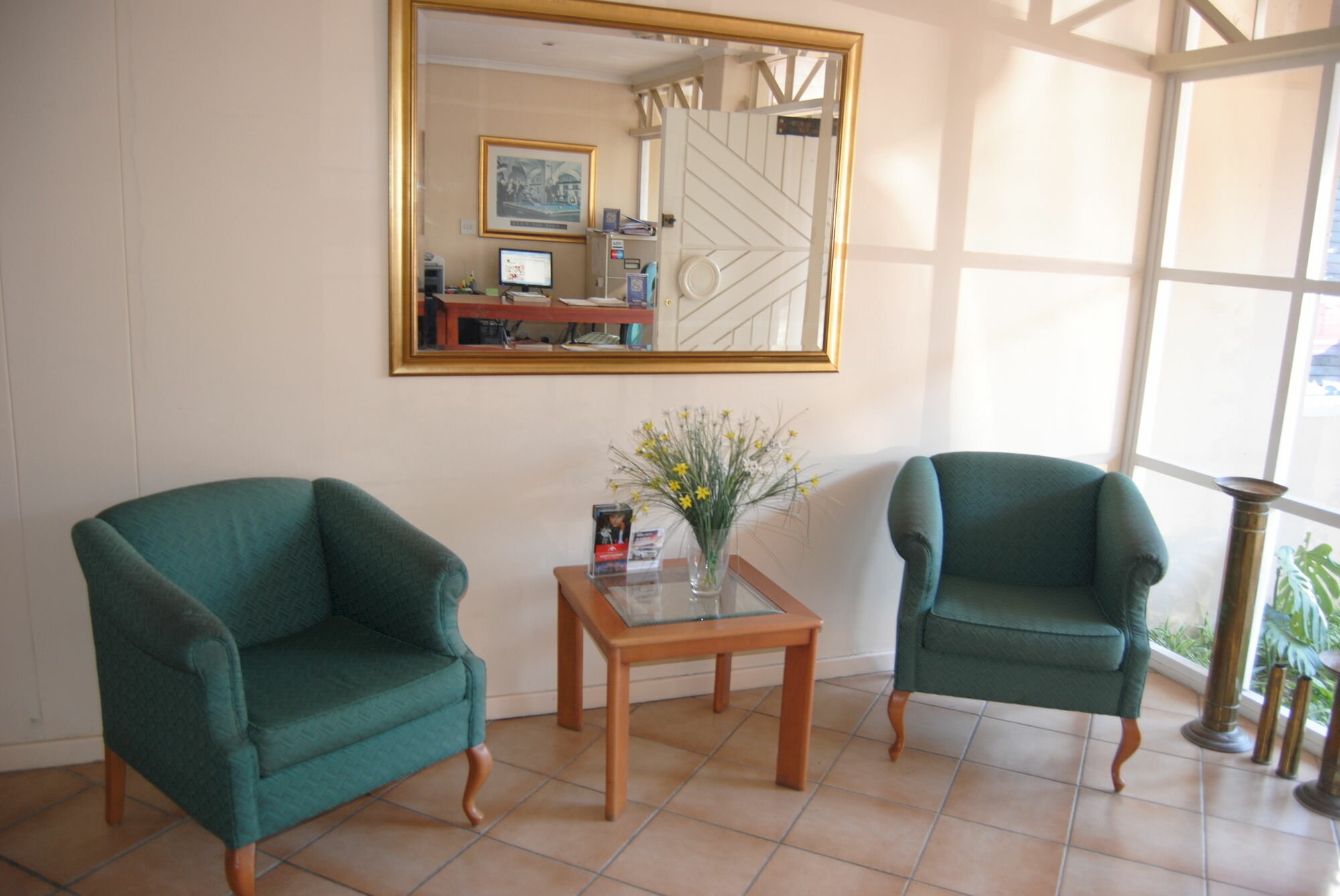 Фото Broadway Guesthouse