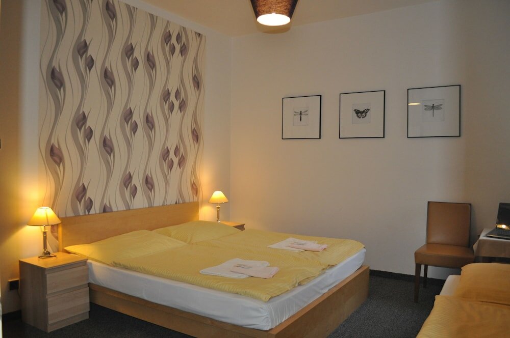 Фото Hotel Svornost