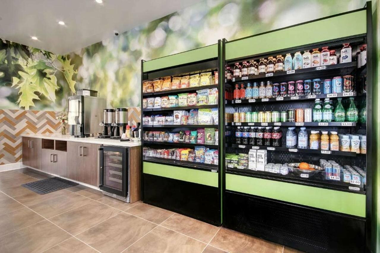 Фото Wyndham Garden Sacramento Airport Natomas