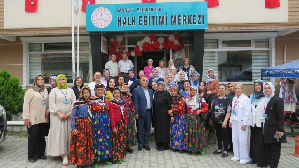 Educational center Halk Egitim Merkezi, Vezirkopru, photo