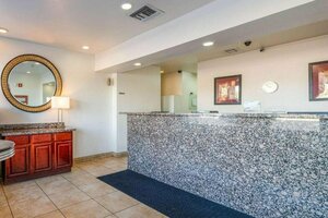 Гостиница Rodeway Inn Phoenix North I-17