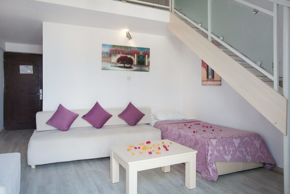 Фото Manolya Hotel