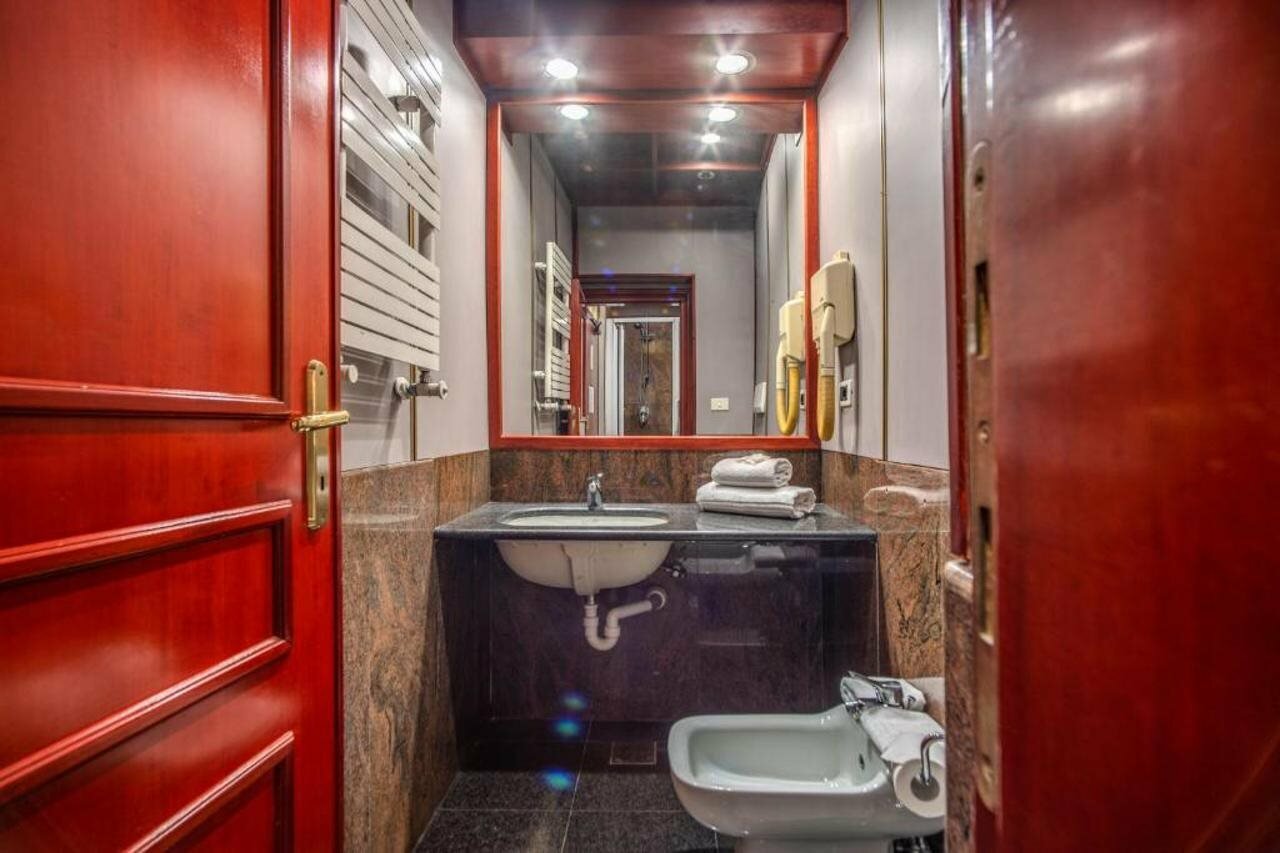 Фото Hotel Madison Roma