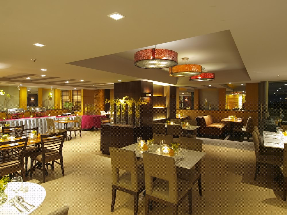 Фото The A. Venue Hotel