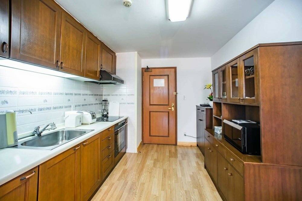 Фото Saigon Court Serviced Apartment