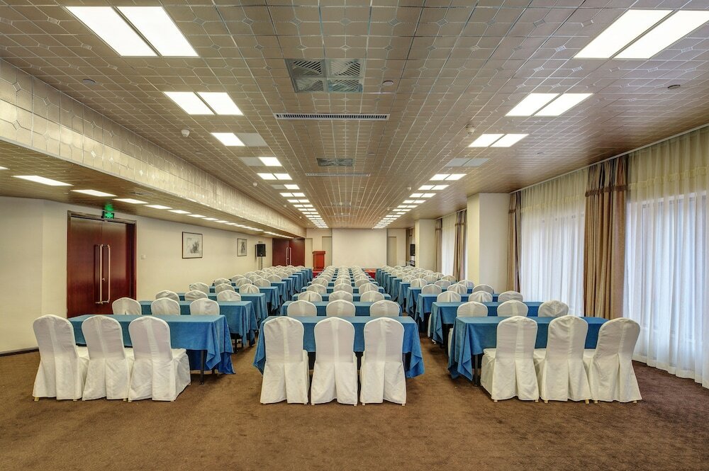 Фото Grand Continent International Hotel