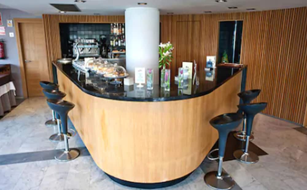 Фото Gran Hotel Victoria