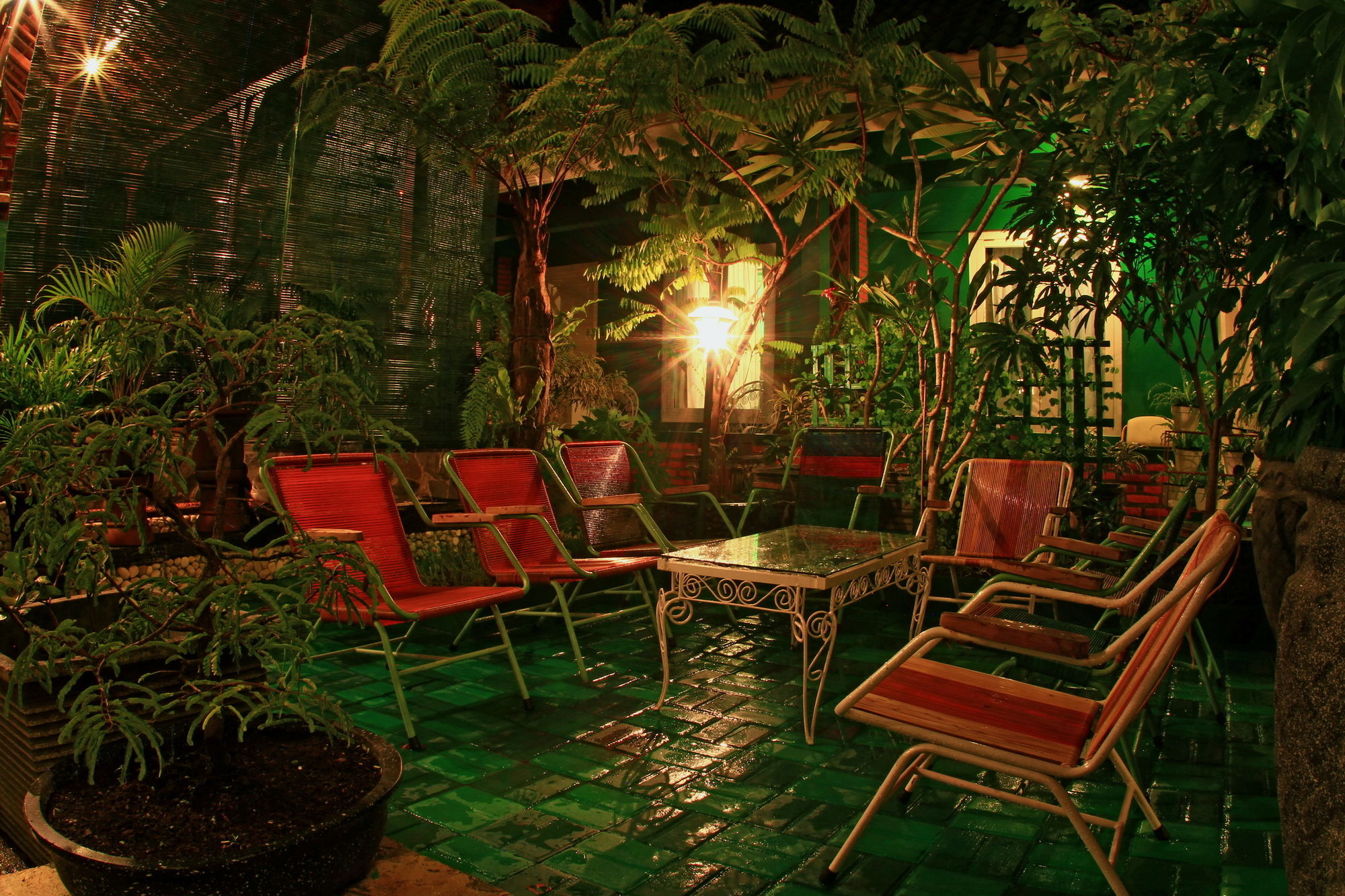 Фото Hotel Diana Jogja