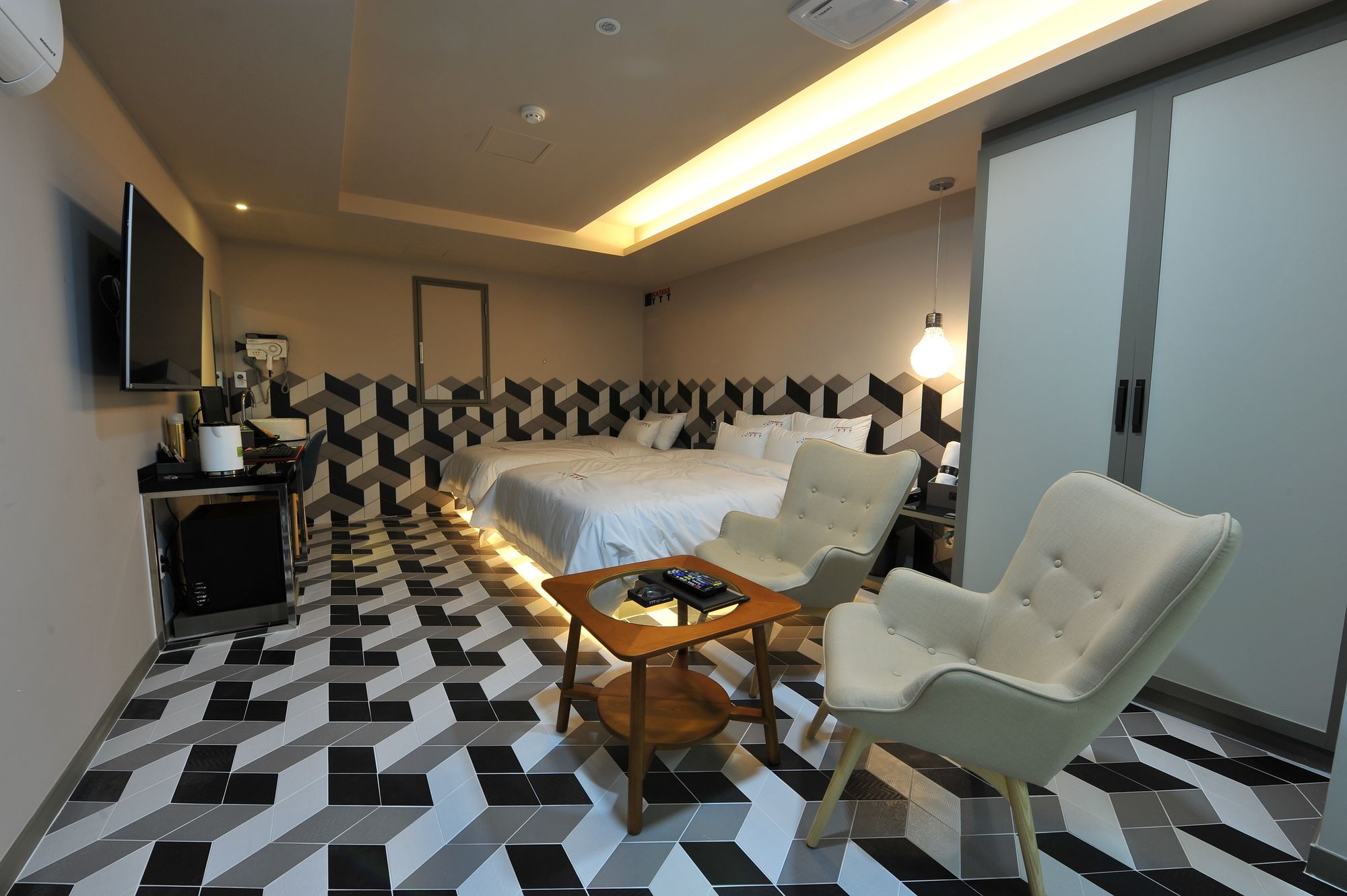 Фото Ytt Hotel Nampo