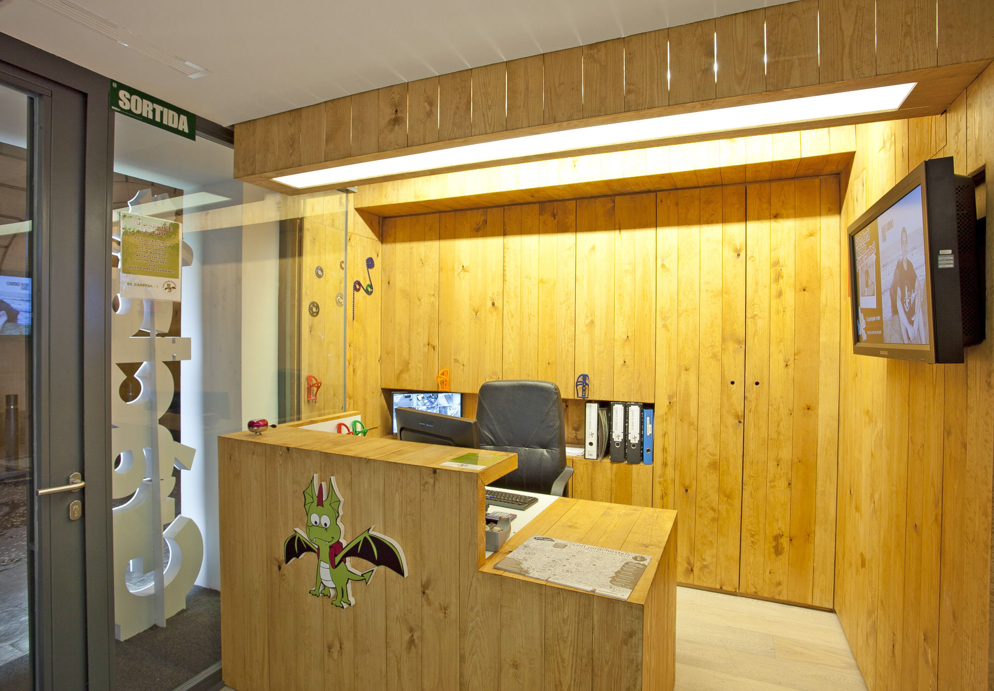 Фото Sant Jordi Gracia