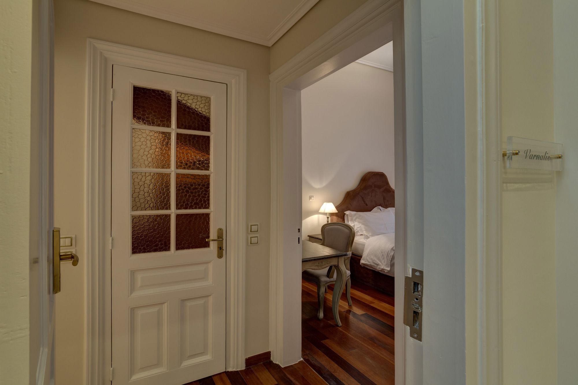 Фото Home & Poetry