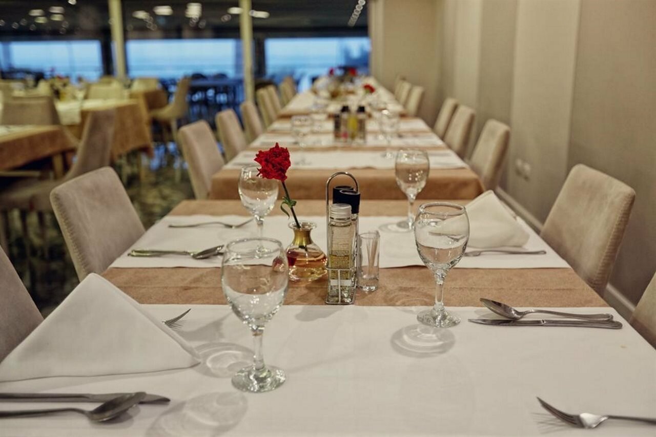 Фото Premium Beach Hotel