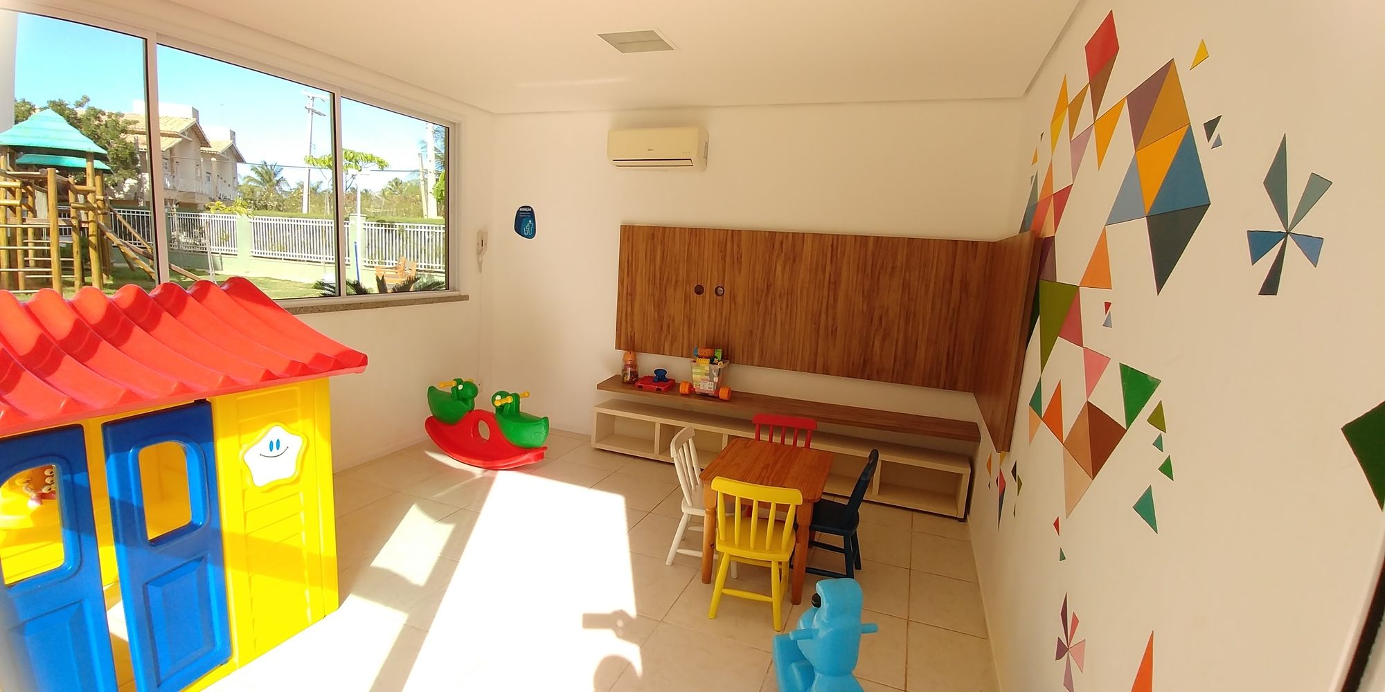 Фото Porto Beach Family Inn