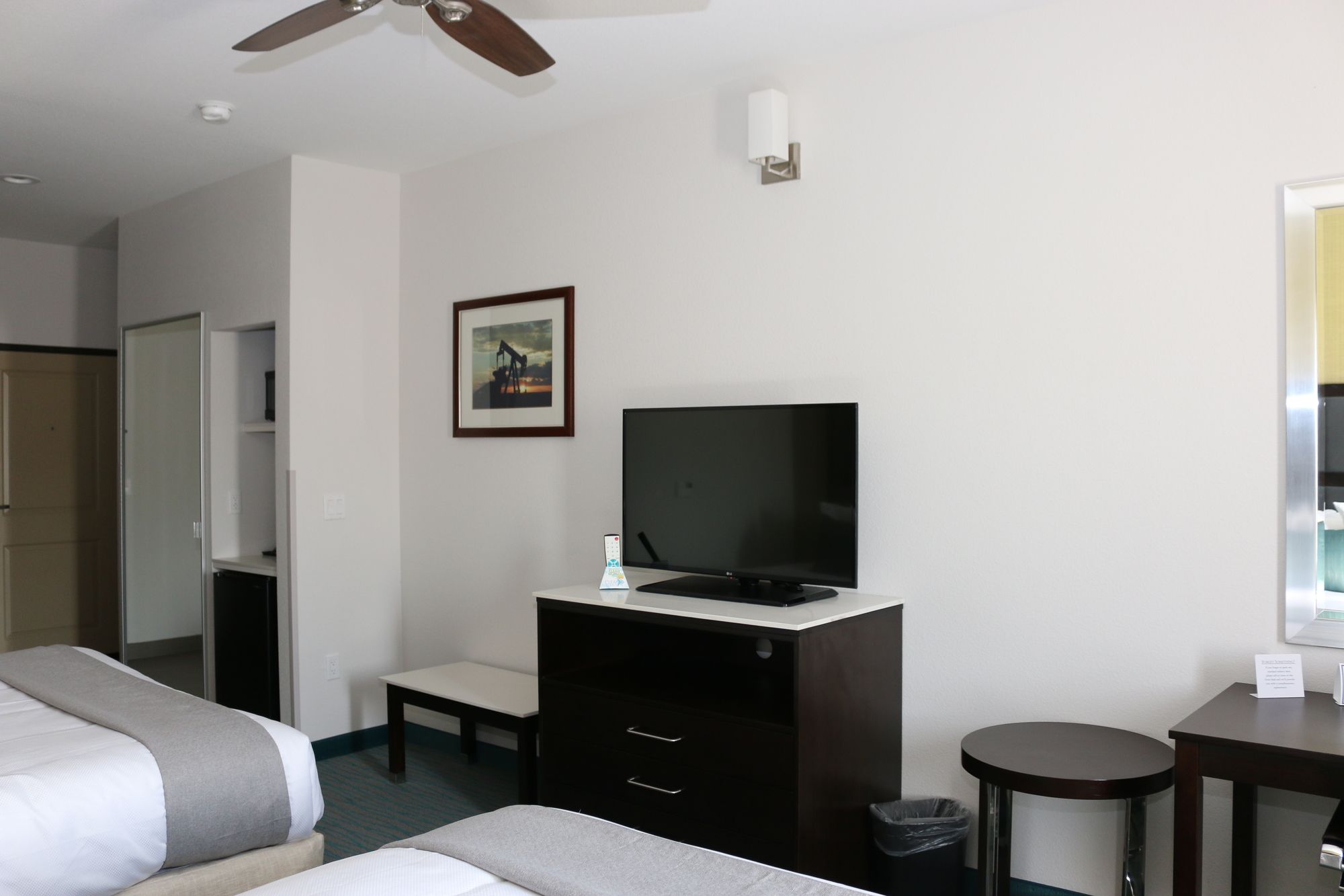 Фото Best Western Plus Taft Inn