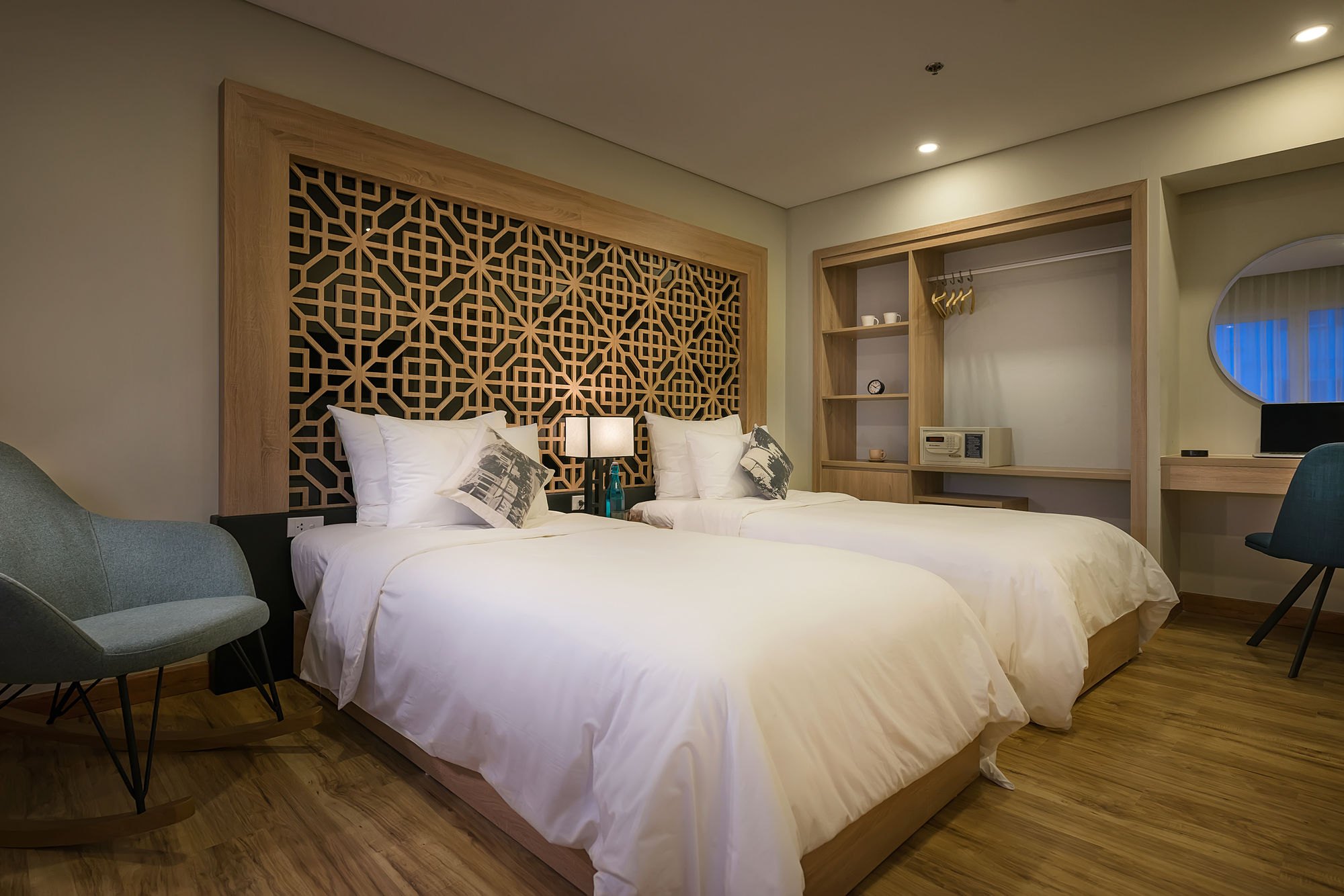 Фото C Central Hotel Bui Vien