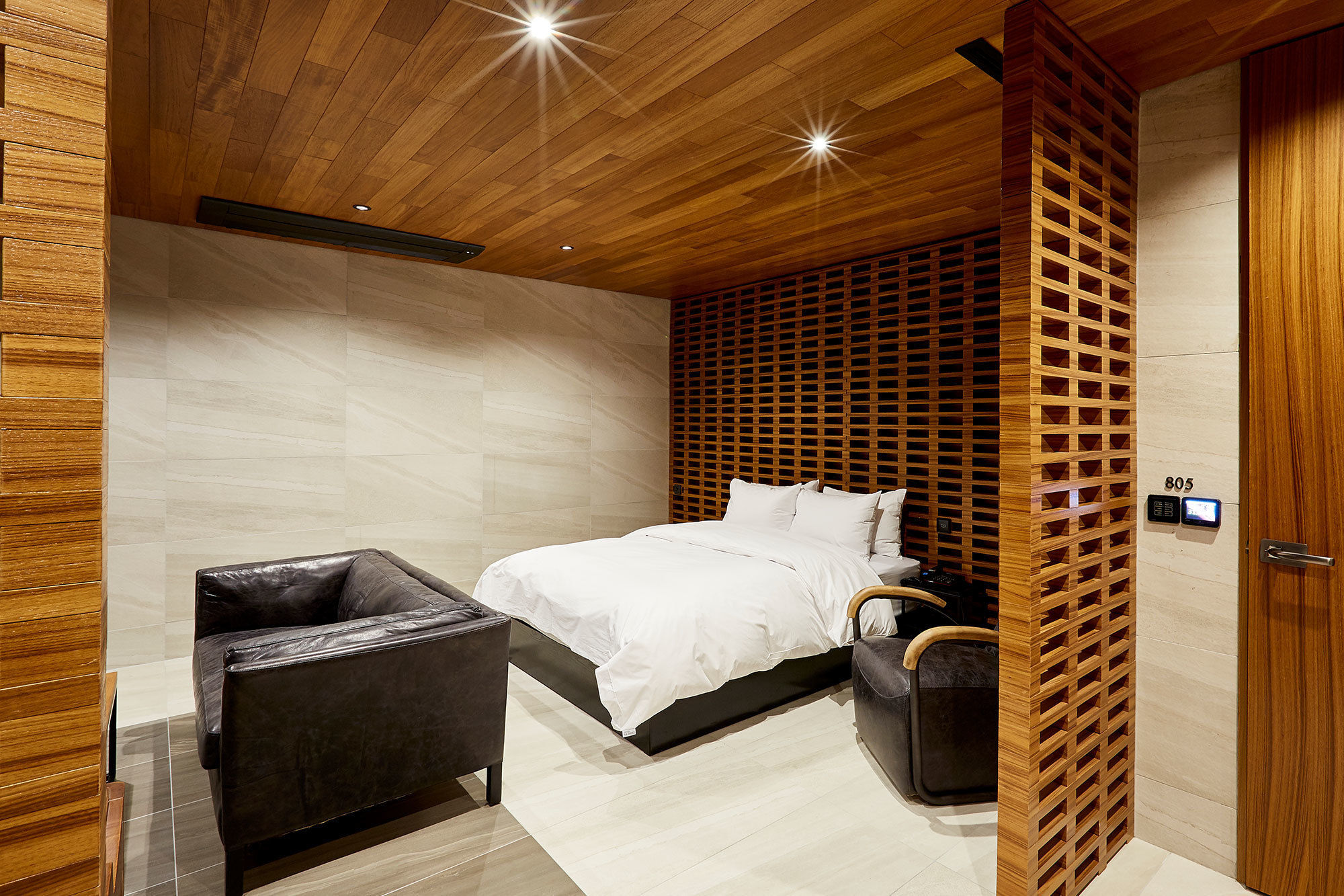 Фото Hotel The Artist Yeoksam