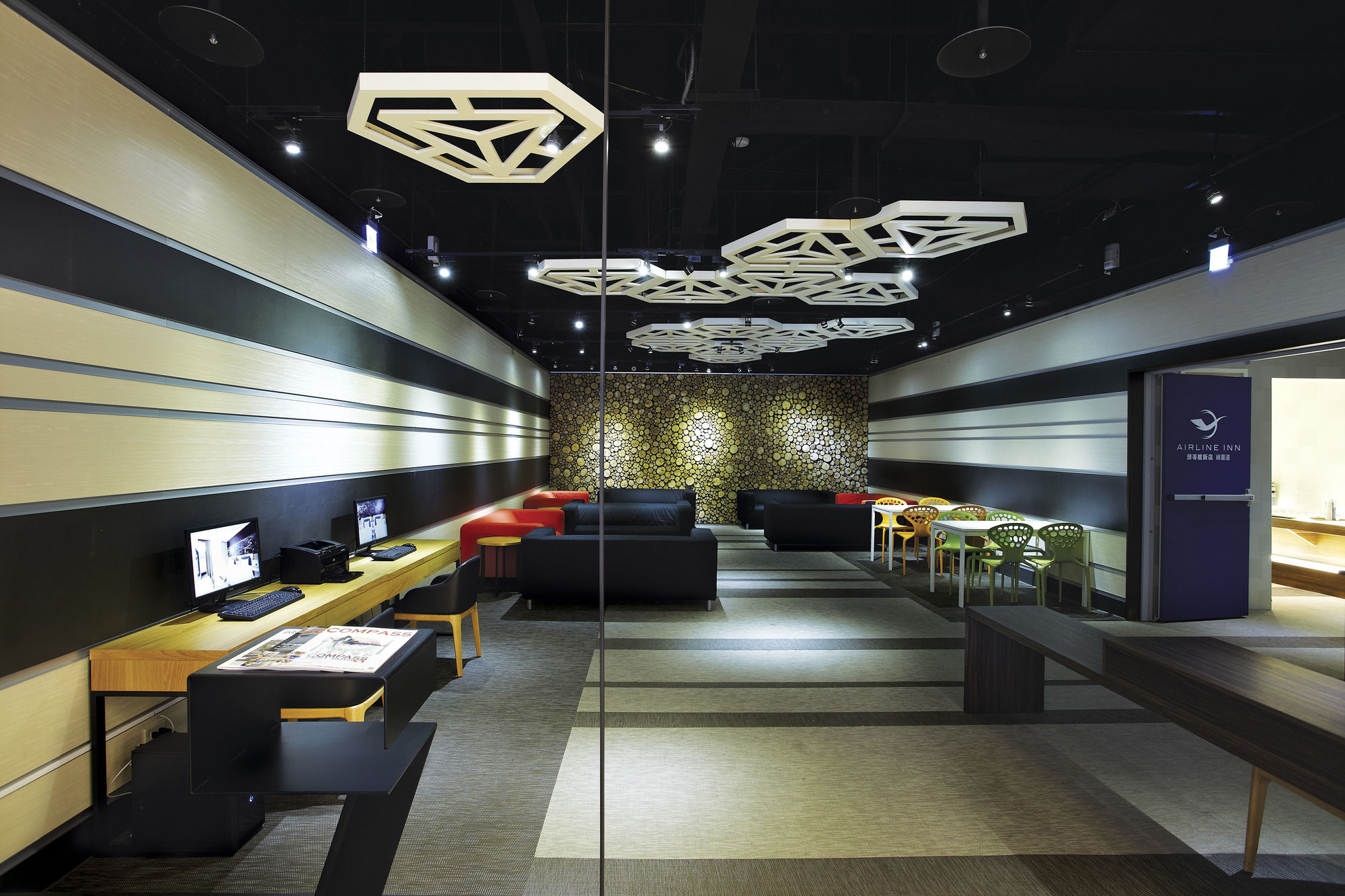 Фото Airline lnn Green Park Way