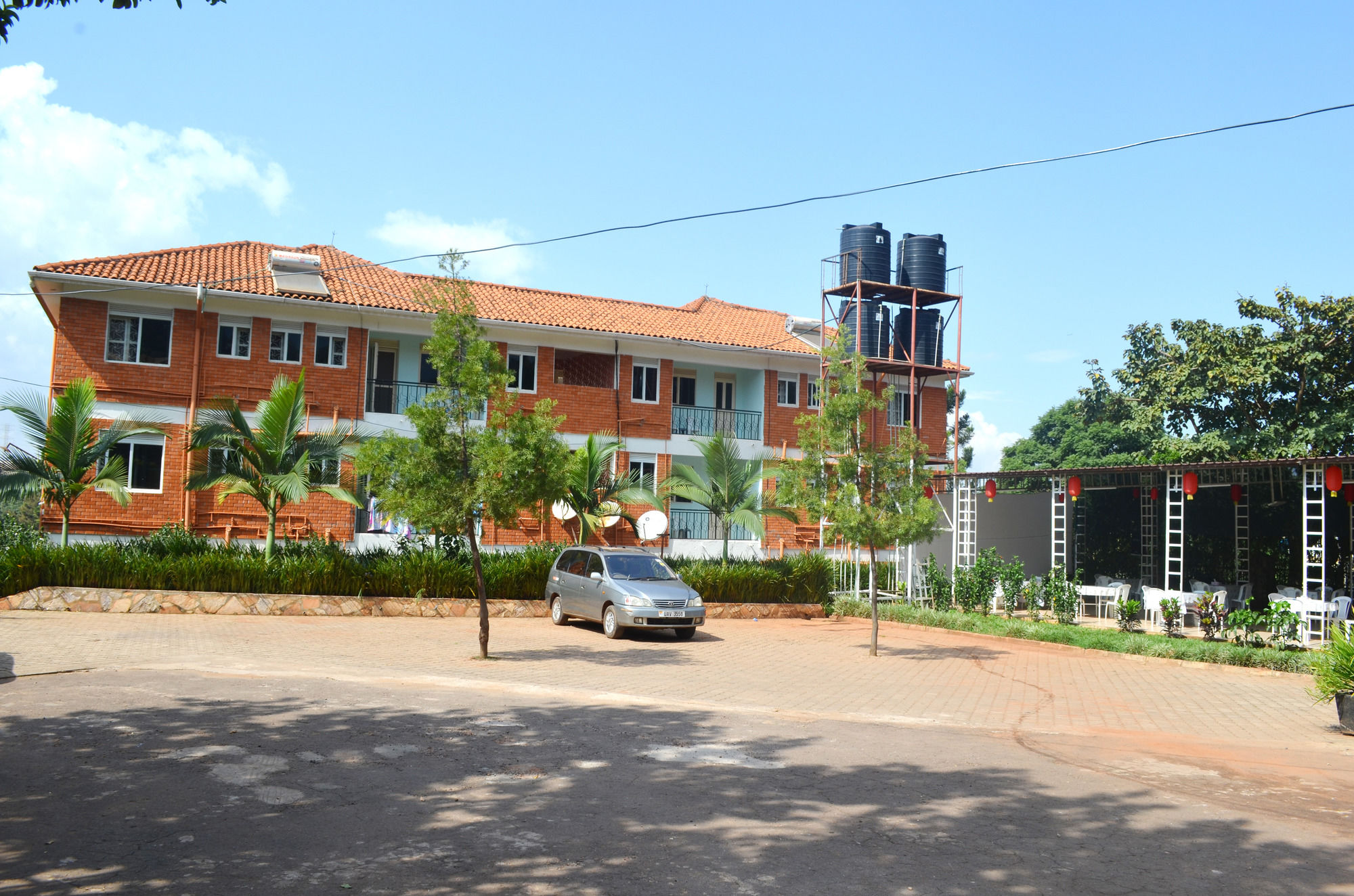 Фото отеля 4