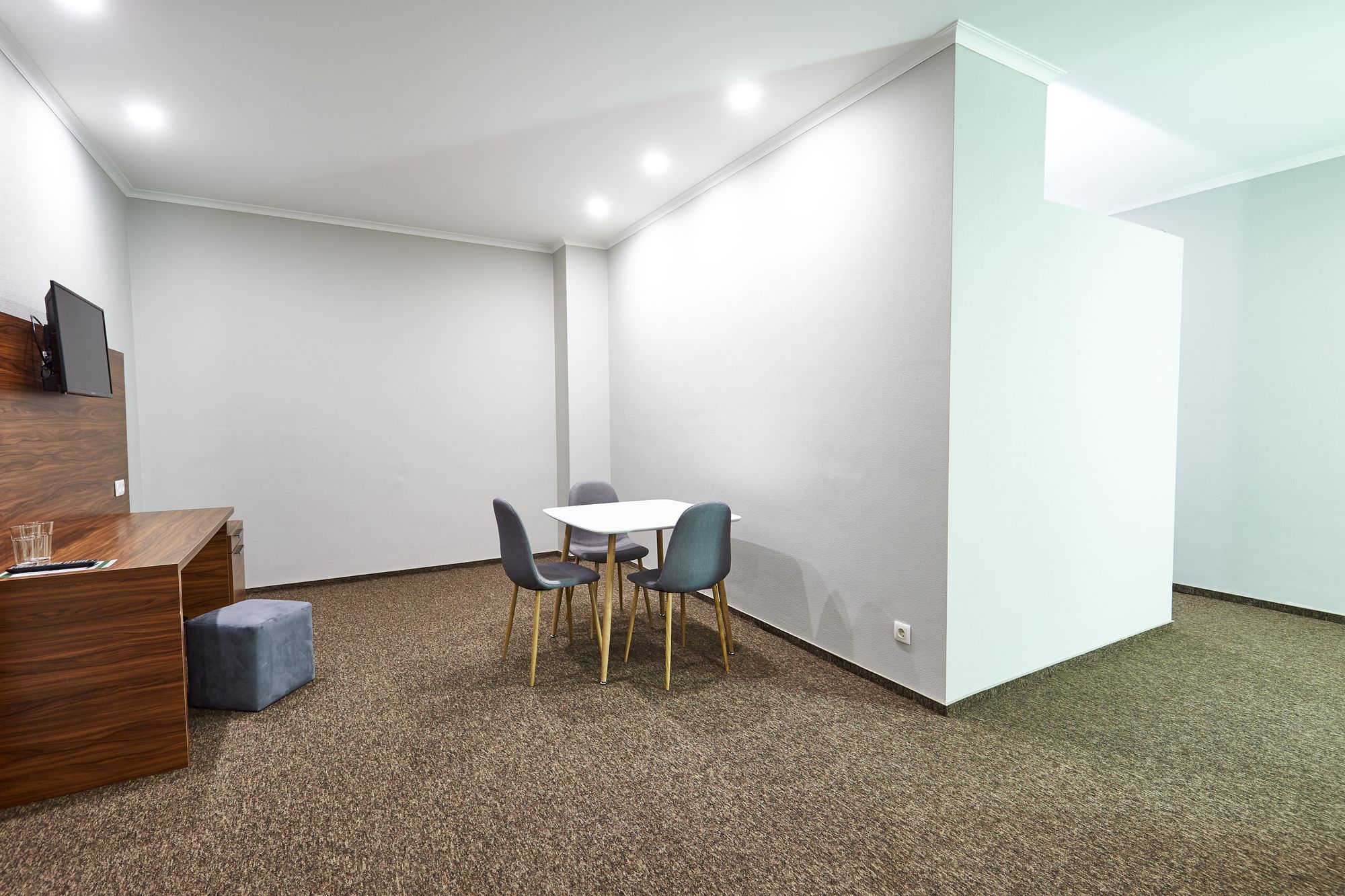 Фото Green Tower Hotel