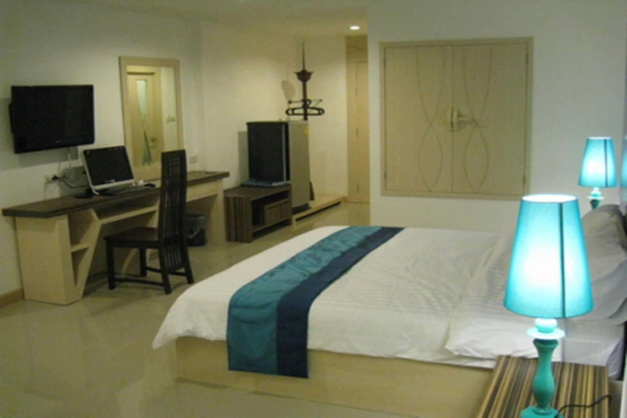 Фото The Pacific Cool Chic