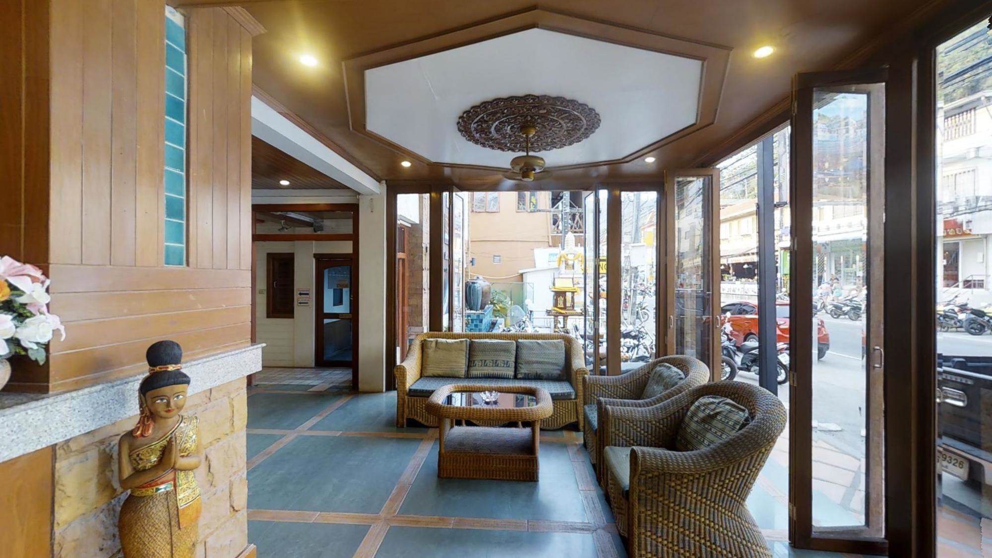 Фото отеля 3