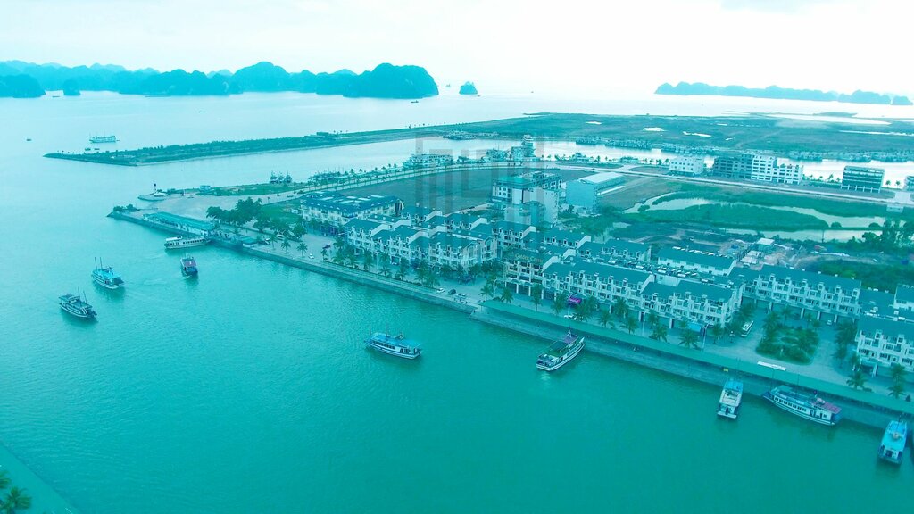 Hotel Golden Gem Tuan Chau Hotel, Quảng Ninh Province, photo