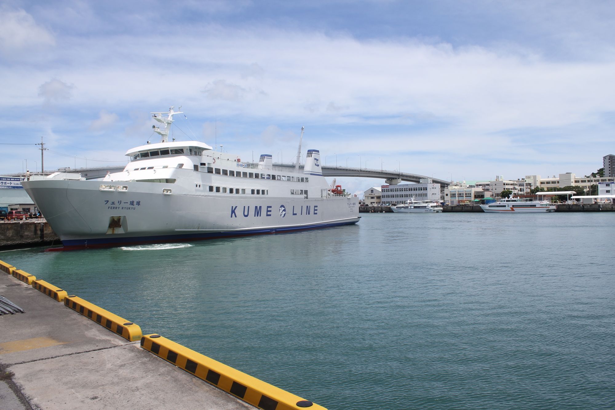 Фото Hotel Aqua Citta Naha