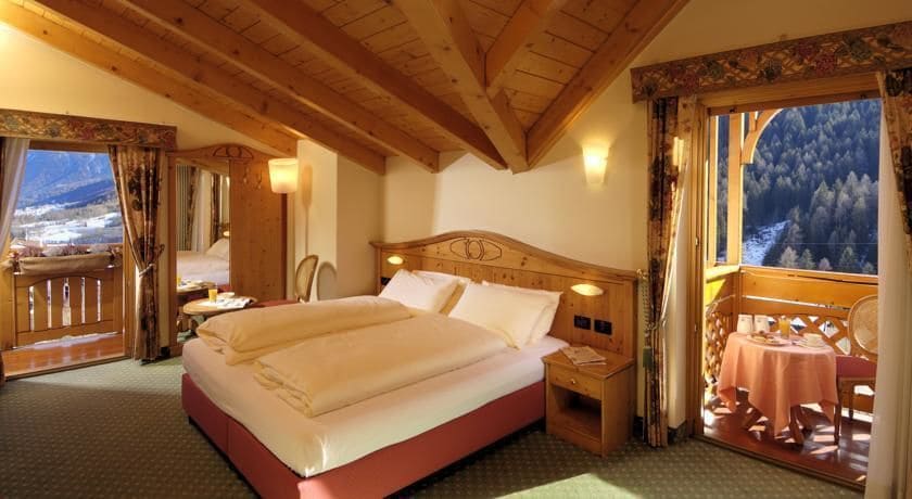 Фото Hotel Ravelli