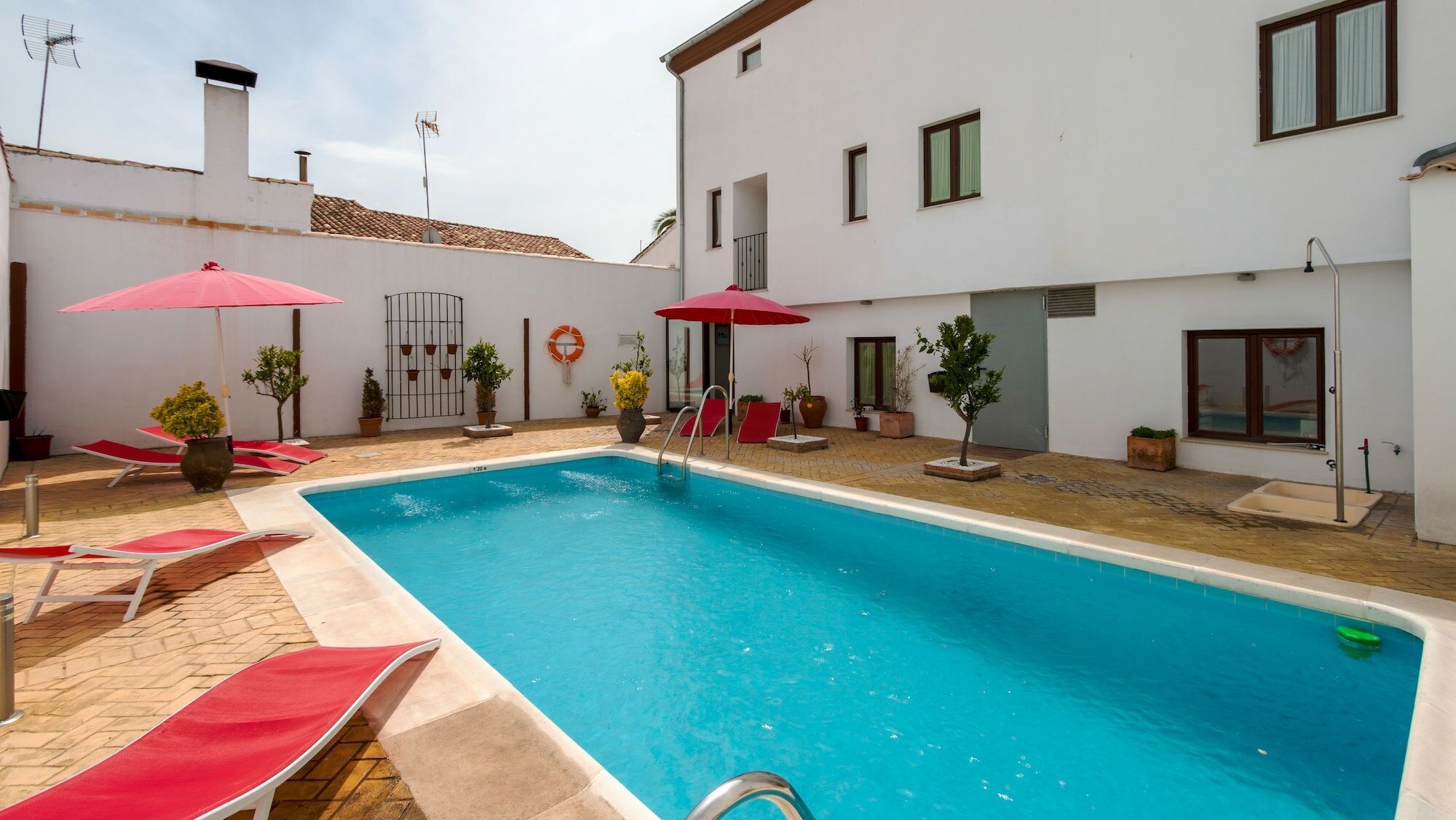 Фото Aznaitin Hostal