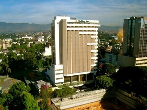 Гостиница Holiday Inn Guatemala