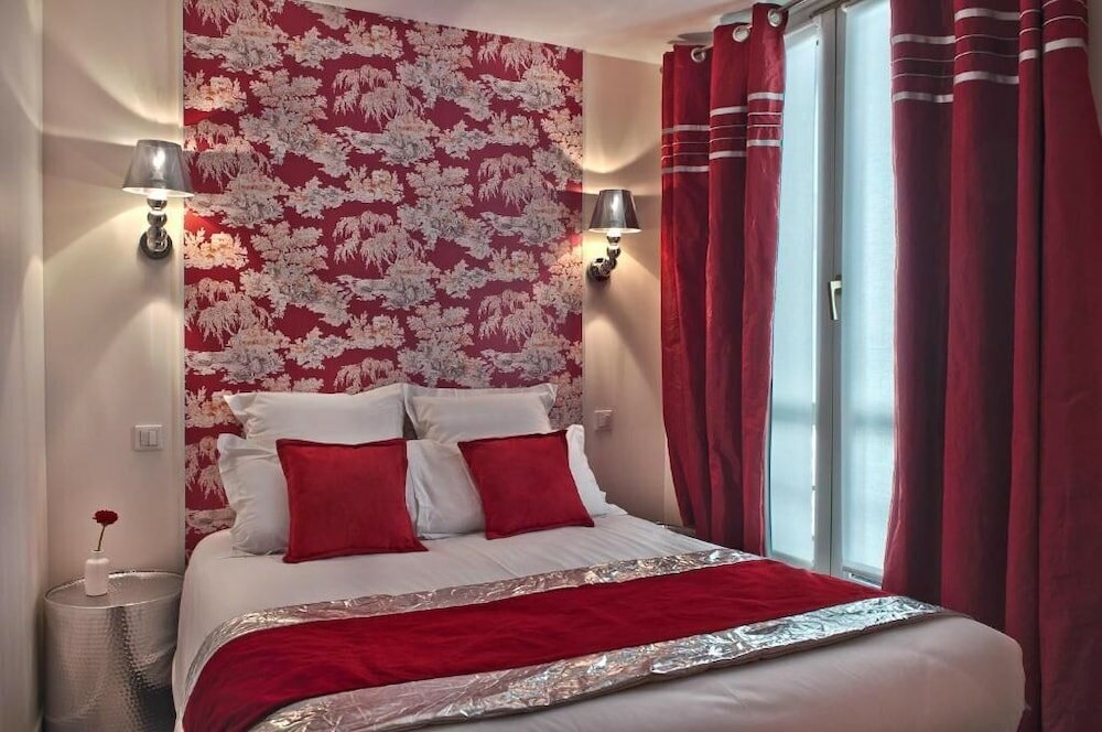 Фото Hotel B Square