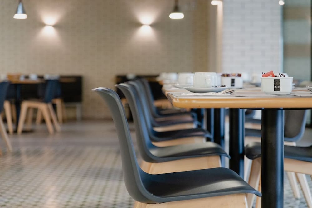 Фото Hotel Alif Campo Pequeno