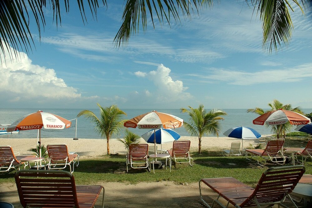 Фото Flamingo Hotel by The Beach