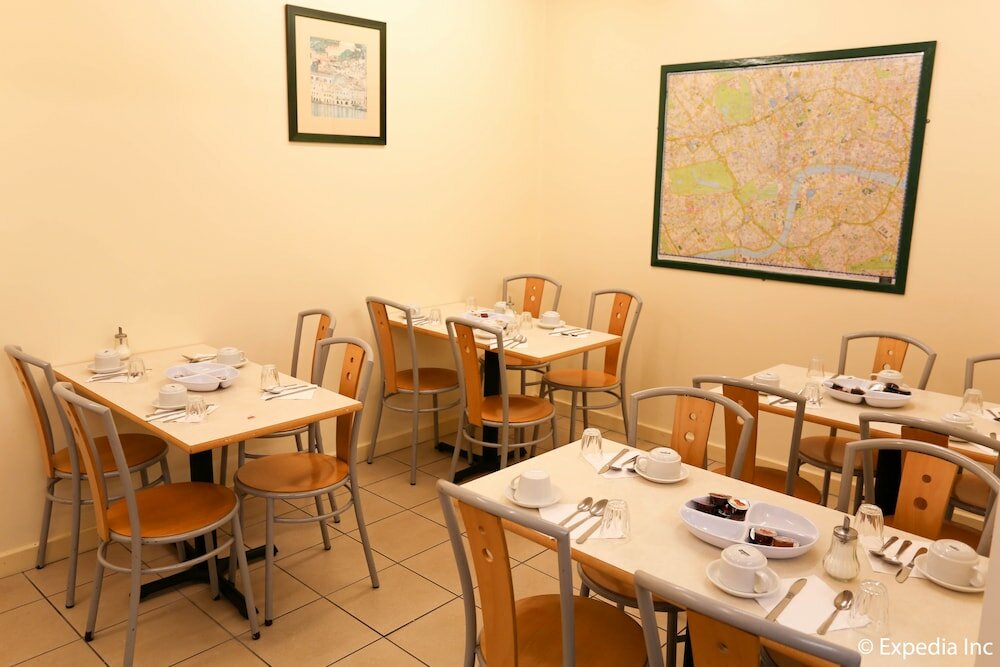 Фото Colliers Hotel