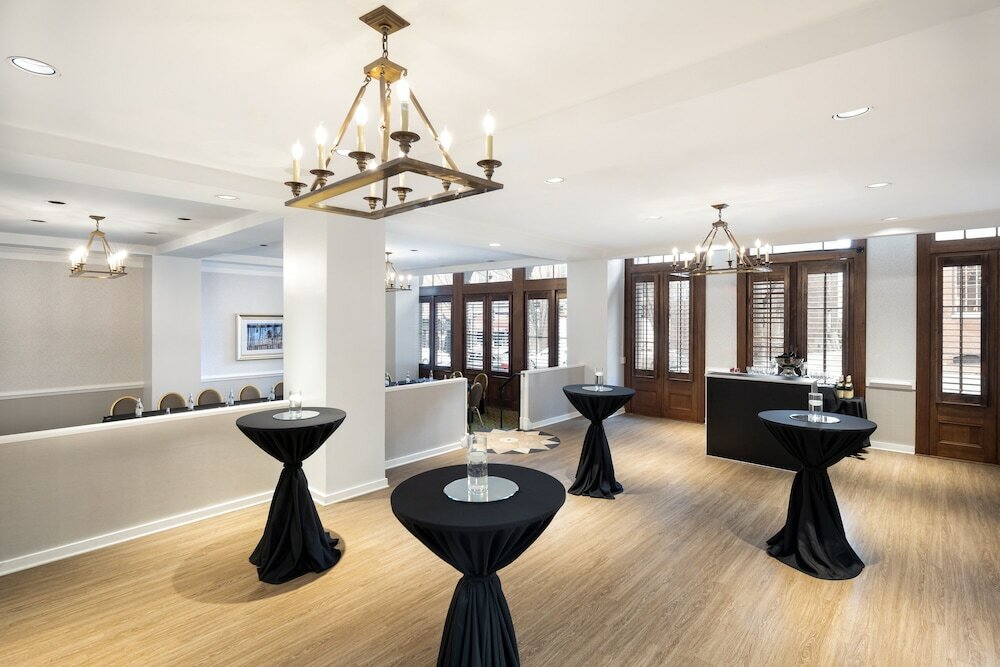 Фото The Berkeley Hotel