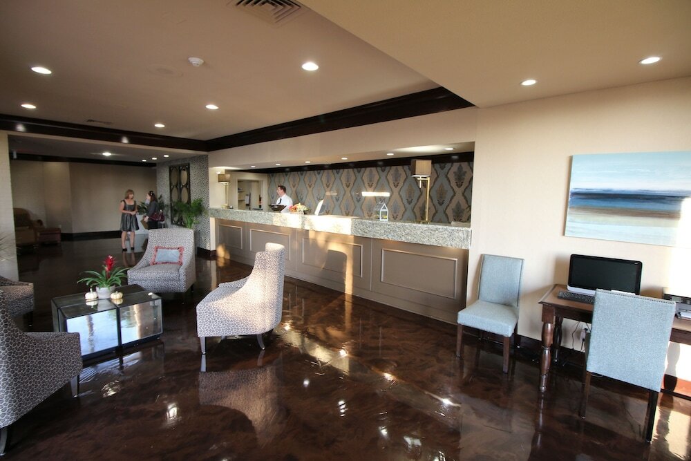 Фото Magnuson Grand Hotel & Conference Center Tyler