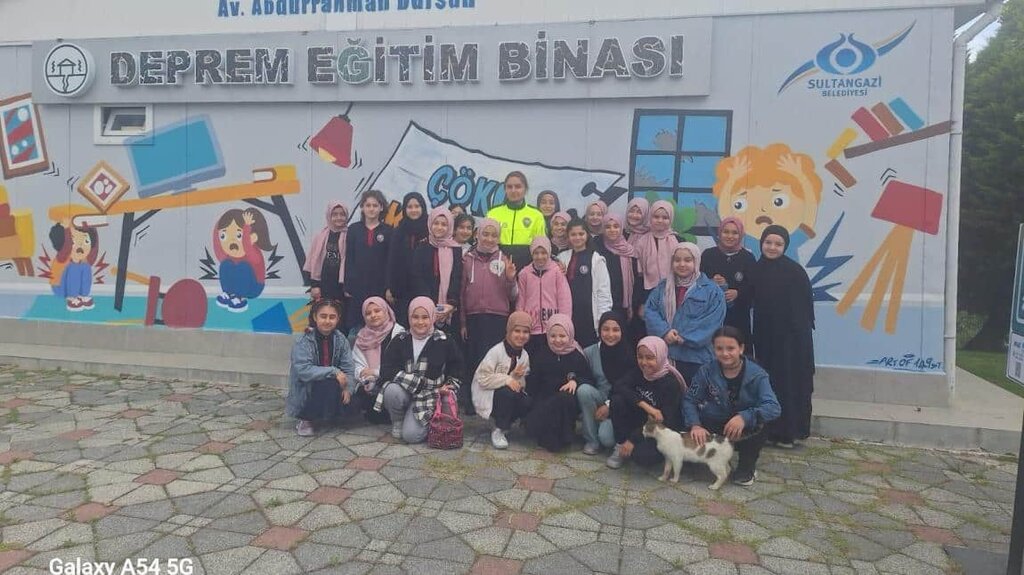 Escuela de enseñanza general Recep Tayyip Erdogan Imam Hatip Secondary School, , foto