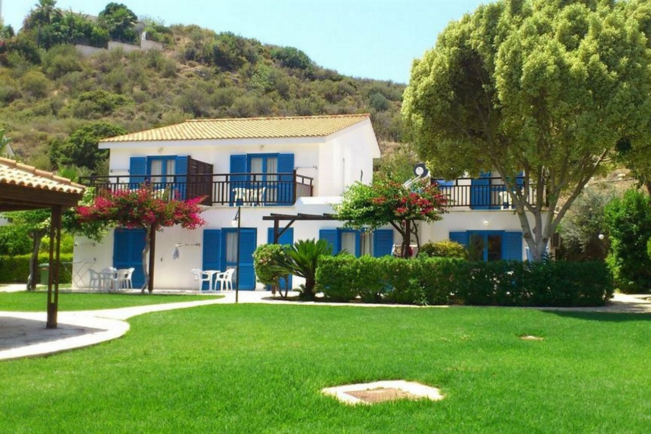 Фото Hylatio Tourist Village